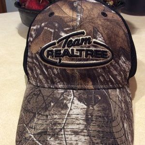 NWOT REALTREE ball cap